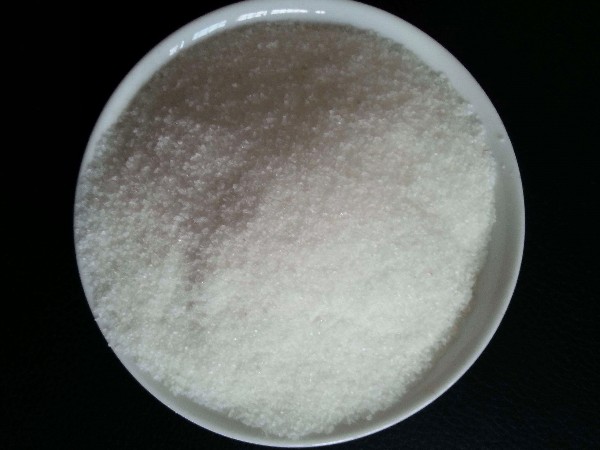 陽離子聚丙烯酰胺主要的用途特點是什么？聚丙烯酰胺加速溶解