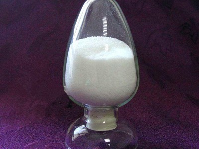 將聚丙烯酰胺藥劑作堵水劑和調(diào)剖劑使用，多少錢一噸？